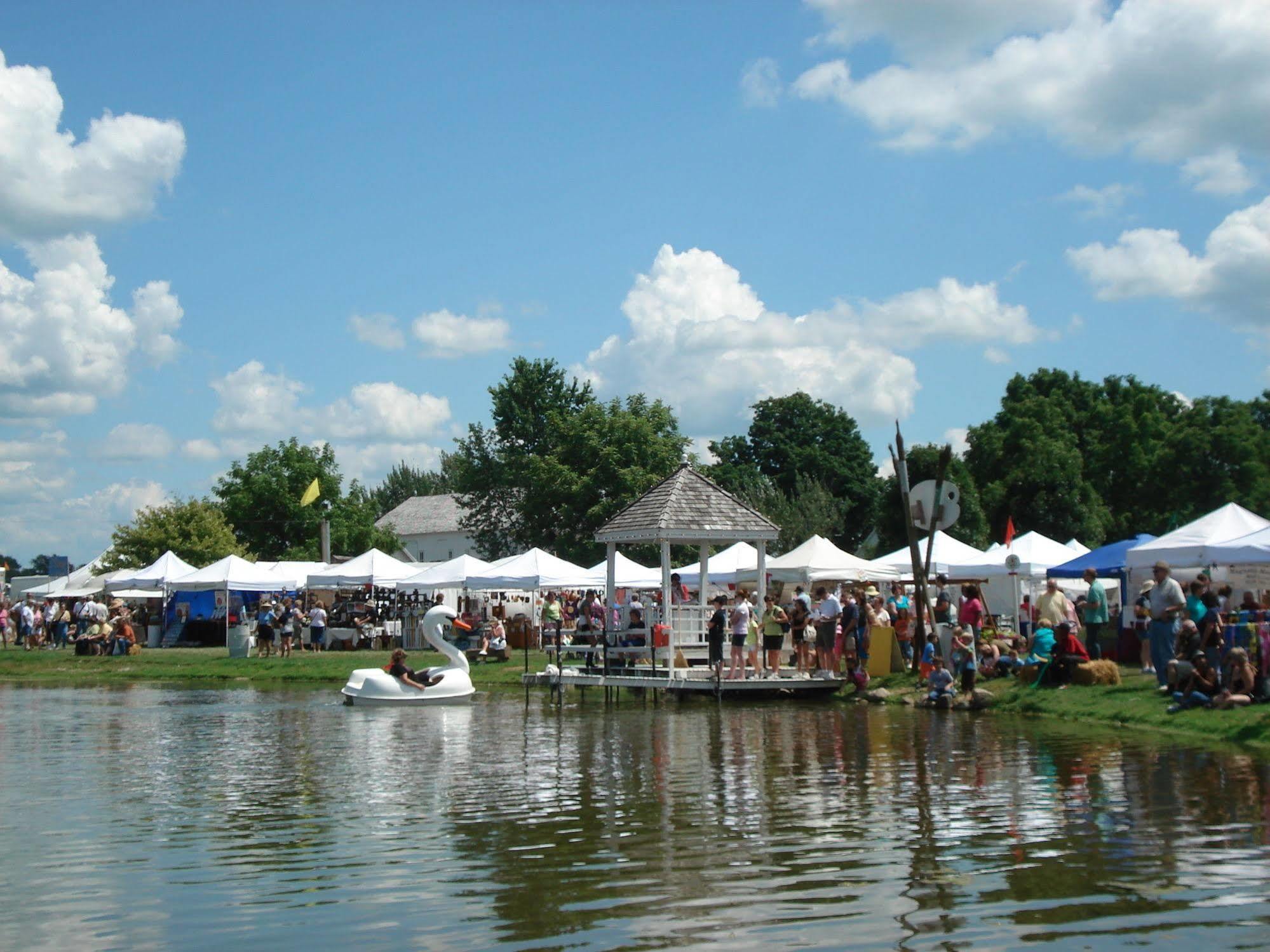 Amish Inn Nappanee Dış mekan fotoğraf